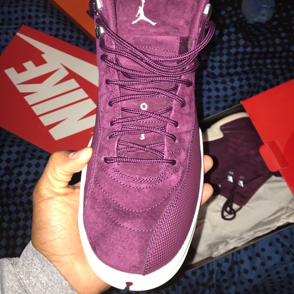 Size 9.5 mens Air Jordan 12 Bordeaux Suede - Picture 2 of 4